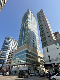 Apartamento de 3 quartos, 142m² no bairro Meia Praia, em Itapema | Eu Corretor