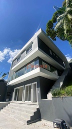 Casa de 380m² no bairro Souza Cruz, em Brusque | Eu Corretor