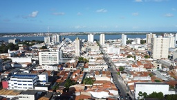 Casa de 7 quartos, 420m² no bairro Centro, em Aracaju | Eu Corretor