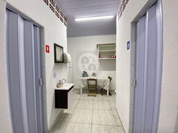 Sala Comercial de 180m² no bairro Guilhermina, em Praia Grande | Eu Corretor