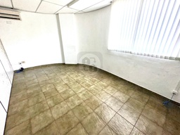 Sala Comercial de 300m² no bairro Boqueirão, em Praia Grande | Eu Corretor