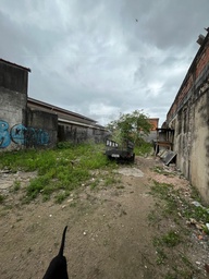 Lote/Terreno de no bairro Quietude, em Praia Grande | Eu Corretor