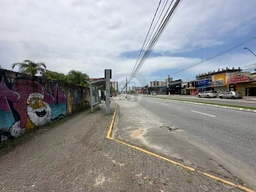 Lote/Terreno de no bairro Caiçara, em Praia Grande | Eu Corretor