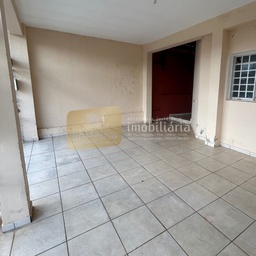 Sobrado de 3 quartos, no bairro Centro, em Pompéia | Eu Corretor