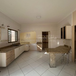 Casa de 3 quartos, 200m² no bairro Jardim Esmeraldas, em Pompéia | Eu Corretor