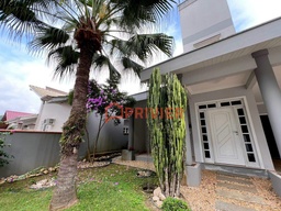 Casa de 3 quartos, 332m² no bairro Centro II, em Brusque | Eu Corretor