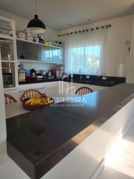 Sobrado de 3 quartos, 212m² no bairro Praia de São Miguel, em Penha | Eu Corretor
