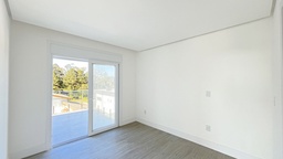 Casa de 4 quartos, 292m² no bairro Vila Nova, em Porto Alegre | Eu Corretor