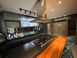 Casa de Condomínio de 3 quartos, 190m² no bairro Sítios Santa Luzia, em Aparecida de Goiânia | Eu Corretor