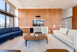 Apartamento de 4 quartos, 333m² no bairro Moinhos de Vento, em Porto Alegre | Eu Corretor