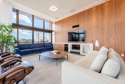Apartamento de 4 quartos, 333m² no bairro Moinhos de Vento, em Porto Alegre | Eu Corretor