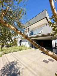 Casa de 3 quartos, no bairro Jardim Cristal, em Aparecida de Goiânia | Eu Corretor