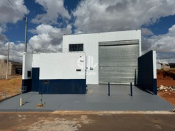 Galpão / Depósito / Armazém de 242m² no bairro Alto Umuarama, em Uberlândia | Eu Corretor