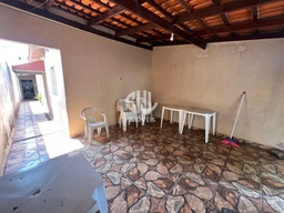 Casa de 2 quartos, no bairro Jardim Brasília, em Uberlândia | Eu Corretor