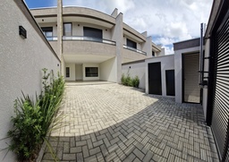 Sobrado de 154m² no bairro Anita Garibaldi, em Joinville | Eu Corretor
