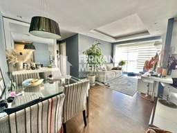 Apartamento de 2 quartos, 68m² no bairro Passo da Areia, em Porto Alegre | Eu Corretor