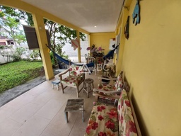 Sobrado de 6 quartos, no bairro Jardim Icaraí , em Barra Velha | Eu Corretor