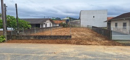 Lote/Terreno de no bairro Centro, em Penha | Eu Corretor