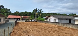 Lote/Terreno de no bairro Centro, em Penha | Eu Corretor
