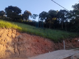 Lote/Terreno de 900m² no bairro São Domigos, em Arujá | Eu Corretor