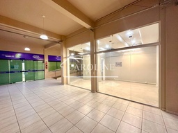 Loja / Salão / Ponto Comercial de 80m² no bairro Centro, em Lajeado | Eu Corretor