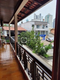 Casa de 4 quartos, 300m² no bairro Centro, em Balneário Camboriú | Eu Corretor