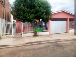 Casa de 2 quartos, 55m² no bairro Tronco, em Castro | Eu Corretor