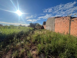 Lote/Terreno de no bairro Parque dos Buritis, em Cacoal | Eu Corretor