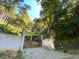 Lote/Terreno de no bairro Carlos Guinle, em Teresópolis | Eu Corretor