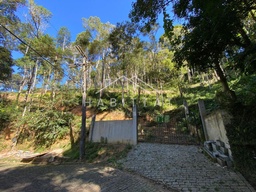 Lote/Terreno de no bairro Carlos Guinle, em Teresópolis | Eu Corretor