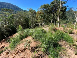 Lote/Terreno de no bairro Carlos Guinle, em Teresópolis | Eu Corretor