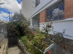 Casa de 5 quartos, 360m² no bairro Colégio Batista, em Belo Horizonte | Eu Corretor