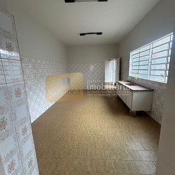 Casa de 3 quartos, no bairro Centro, em Pompéia | Eu Corretor