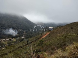Lote/Terreno de no bairro Albuquerque, em Teresópolis | Eu Corretor