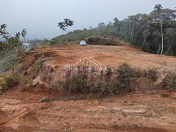 Lote/Terreno de no bairro Albuquerque, em Teresópolis | Eu Corretor