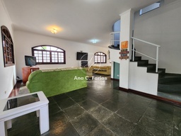 Sobrado de 4 quartos, 280m² no bairro Guaiúba, em Guarujá | Eu Corretor