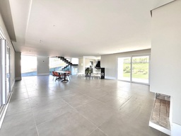 Casa de Condomínio de 4 quartos, 375m² no bairro Vila Nova, em Porto Alegre | Eu Corretor