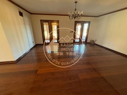 Sobrado de 4 quartos, no bairro Vila Flores, em Franca | Eu Corretor