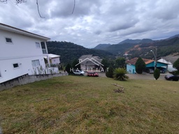 Lote/Terreno de no bairro Albuquerque, em Teresópolis | Eu Corretor